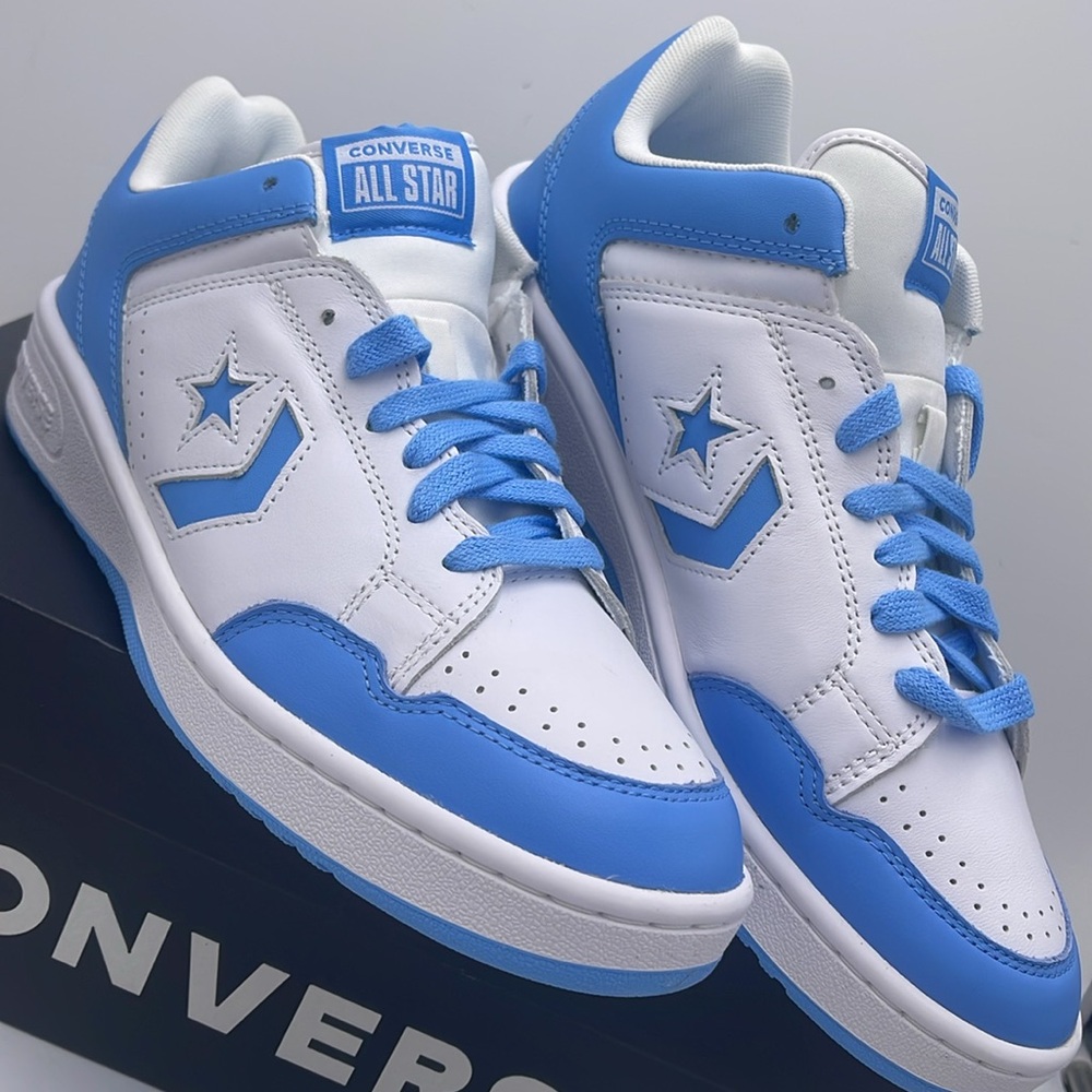 Converse Men’s White and Blue Sneakers A12867C
WEAPON OX
WHITE/LT BLUE/WHITE - Picture 6 of 16